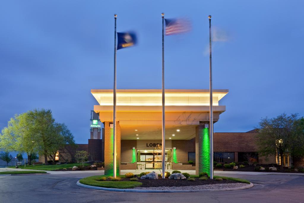 Holiday Inn Olathe Medical Center Exterior photo